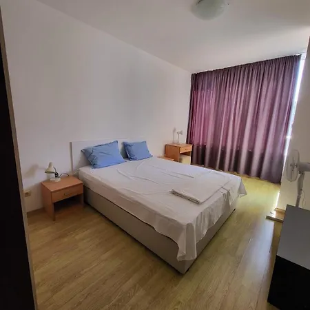 Oazis Apartman Ravda