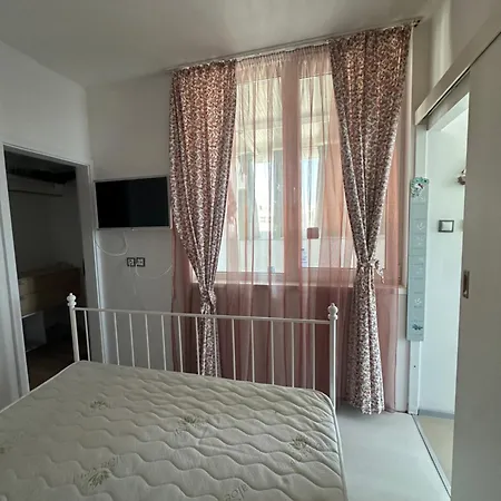 Διαμέρισμα Oazis